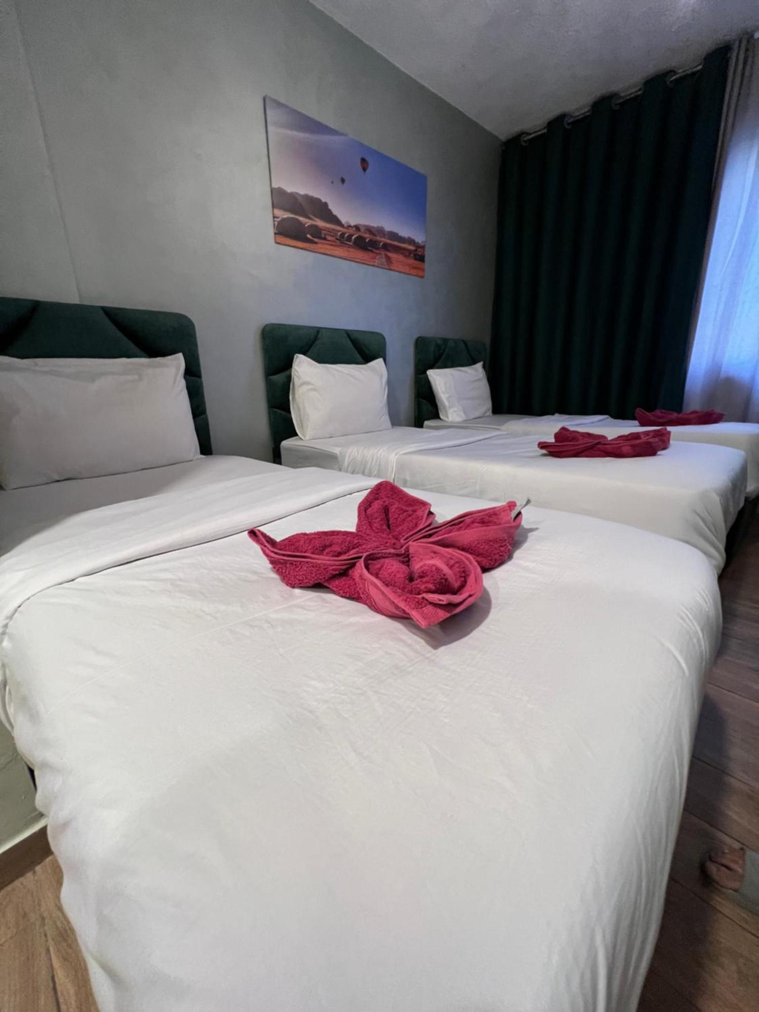 Sandra Hotel Amã